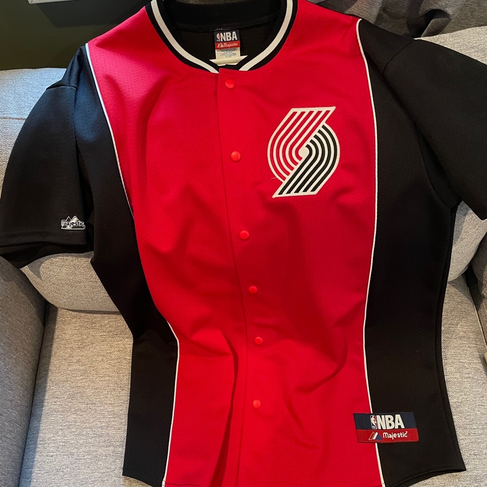 Portland Trailblzers warmup jersey